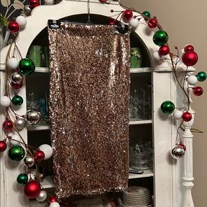 Gold sequin pencil skirt